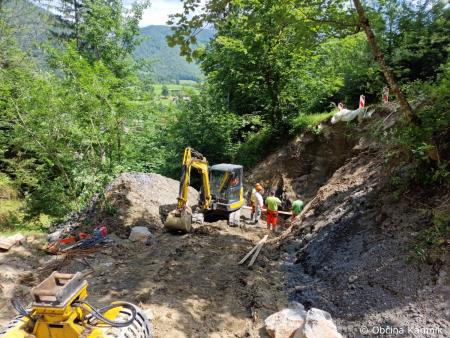 Sanacija plazu pod občinsko cesto Laze-Vrhač (13)